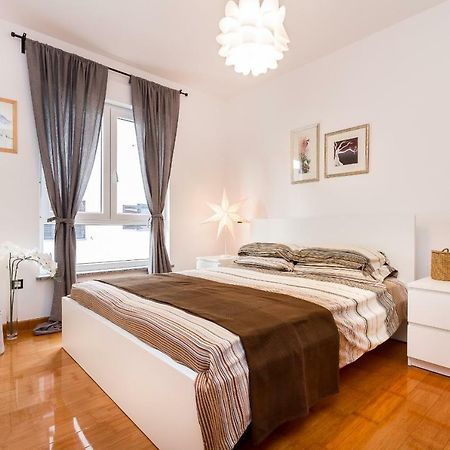 City Stylish Apartment Pula Exterior photo